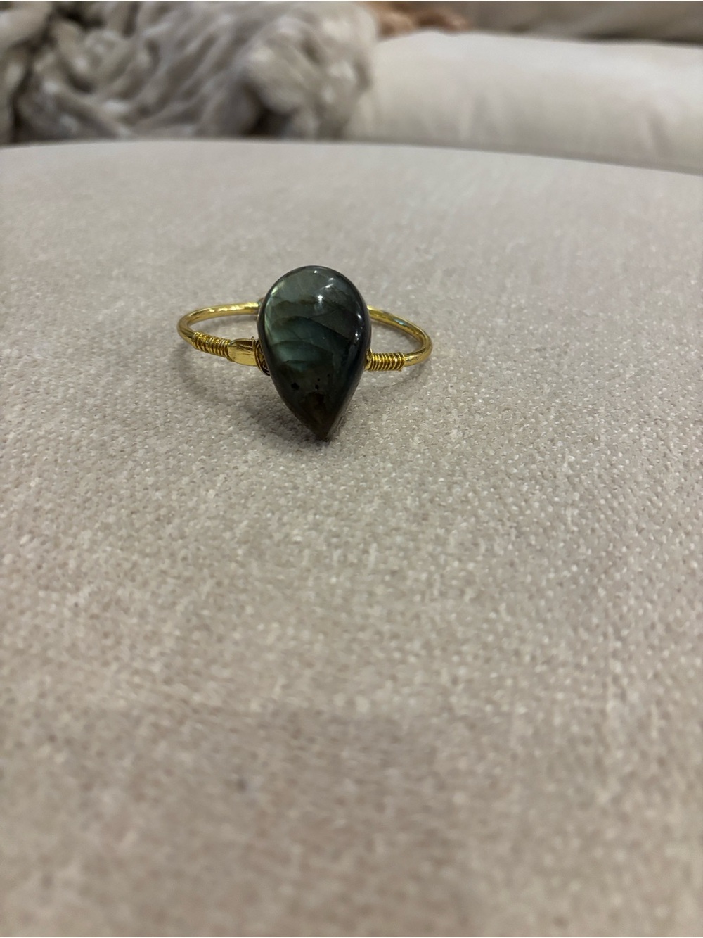 Trendy boutique Gold Wire Agate Teardrop Bracelet - Green